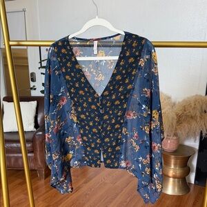 Xhilaration Blue Floral V-Neck Blouse with Contrast Panel